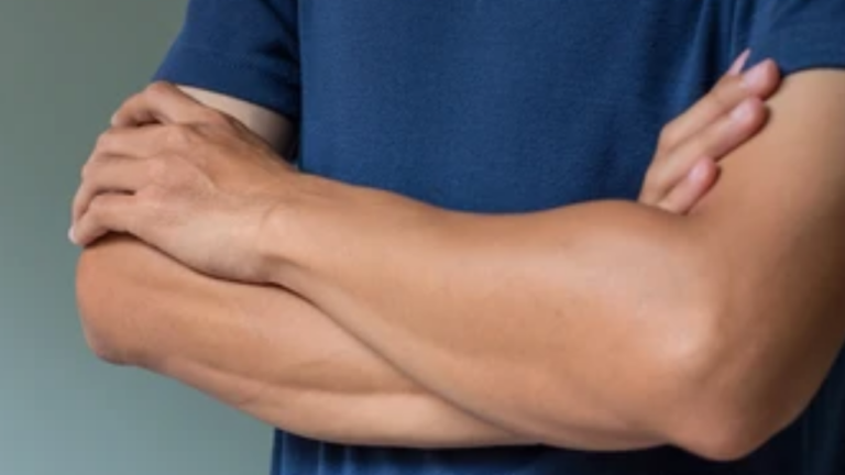 Managing Shoulder Pain When Crossing Arm Over Chest